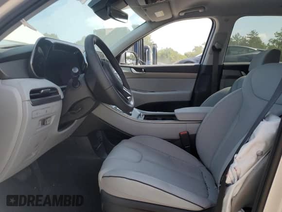 2025 Hyundai Palisade SEL z VIN KM8R24GE8SU934313, wystawiony jako Copart lot #68681935 z przebiegiem 621 mil mil oraz Szkoda całkowita • Salvage title. Historia ofert i sprzedaży dostępna na DreamBid. Obrazek 7.