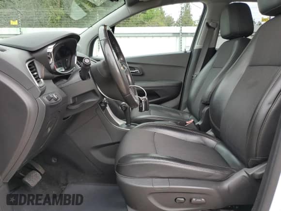 2019 Chevrolet Trax LT with VIN KL7CJLSB2KB956725, listed as a Copart auction lot 84169625 with 65,906 mi miles and Salvage title. Bid and sale history available at DreamBid. Image 7.