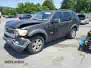 2007 Ford Explorer XLT z VIN 1FMEU73857UB57638, wystawiony jako Copart lot #61442255 z przebiegiem 222 122 mil mil oraz Szkoda całkowita • Salvage title. Historia ofert i sprzedaży dostępna na DreamBid. Obrazek 1.