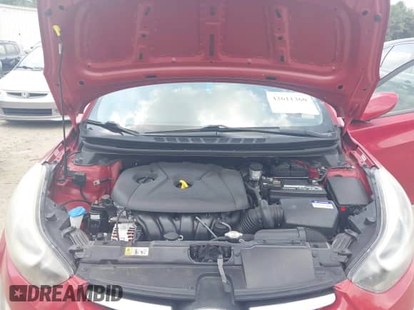 2015 Hyundai Elantra SE z VIN KMHDH4AE7FU350685, wystawiony jako IAAI lot #42611360 z przebiegiem 110 642 mil mil oraz . Historia ofert i sprzedaży dostępna na DreamBid. Obrazek 10.