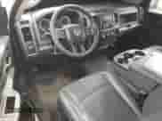 2018 Ram 1500 Tradesman z VIN 3C6JR6DT9JG291605, wystawiony jako Copart lot #51995945 z przebiegiem 83 946 mil mil oraz Szkoda całkowita • Salvage title. Historia ofert i sprzedaży dostępna na DreamBid. Obrazek 8.