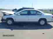 1995 Chevrolet Lumina with VIN 2G1WN52M9S9338667, listed as a IAAI auction lot 42184412 with 118,741 mi miles and . Bid and sale history available at DreamBid. Image 15.