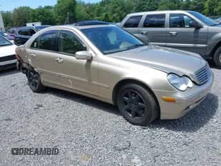 2003 Mercedes-Benz C 240 with VIN WDBRF61J43E014165, listed as a IAAI auction lot 42623495 with Not provided miles and . Bid and sale history available at DreamBid. Image 1.