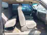 2005 Chevrolet Silverado 1500 Z71 с VIN 1GCEK19Z85Z118565, выставлен на аукционе IAAI как лот 43024034 с пробегом Не указан миль и . История ставок и продаж доступна на DreamBid. Изображение 8.
