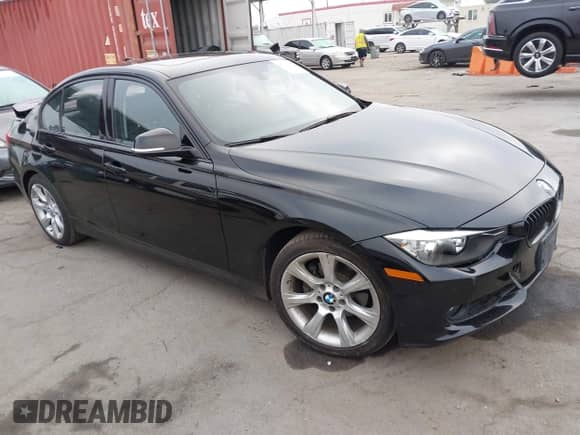 2015 BMW 3 Series 320i with VIN WBA3B1G50FNT06932, listed as a IAAI auction lot 43301260 with 101,305 mi miles and . Bid and sale history available at DreamBid. Image 1.