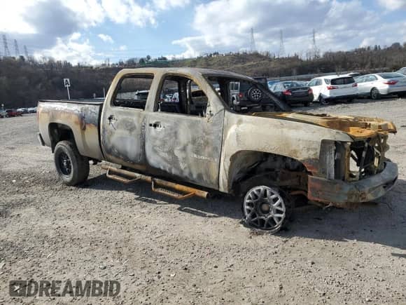 2007 Chevrolet Silverado 2500HD 1LT with VIN 1GCHK23K37F532050, listed as a Copart auction lot 50313795 with Not provided miles and Salvage title. Bid and sale history available at DreamBid. Image 4.
