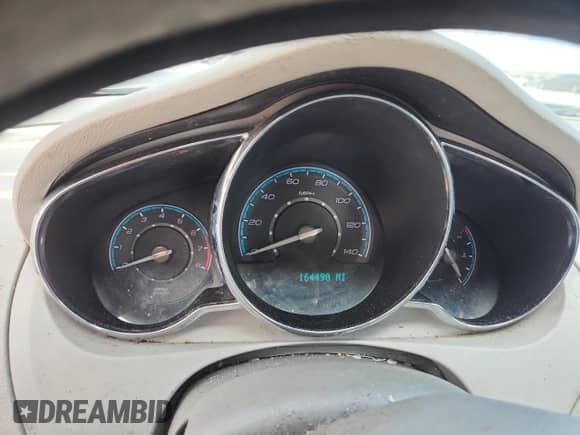 2010 Chevrolet Malibu 1LS с VIN 1G1ZB5EB7A4159061, выставлен на аукционе Copart как лот 85726225 с пробегом 164 498 миль миль и Списание • Salvage title. История ставок и продаж доступна на DreamBid. Изображение 9.