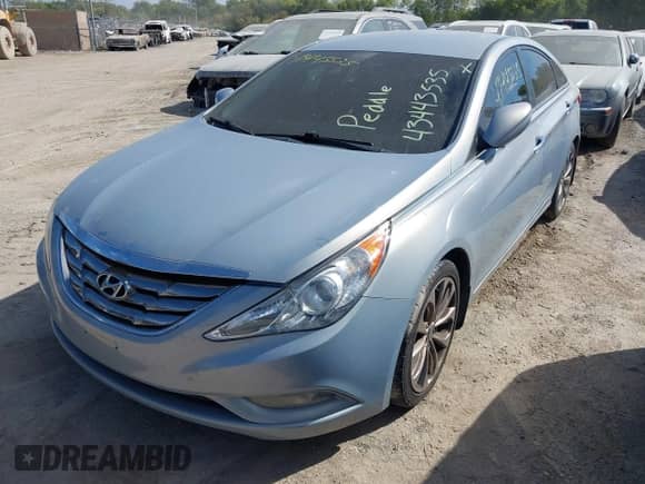 2011 Hyundai Sonata SE with VIN 5NPEC4AC7BH134345, listed as a IAAI auction lot 43443535 with 126,723 mi miles and . Bid and sale history available at DreamBid. Image 6.