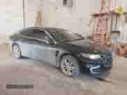 2016 Chevrolet Malibu LT z VIN 1G1ZE5STXGF218444, wystawiony jako IAAI lot #43222614 z przebiegiem 162 975 mil mil oraz . Historia ofert i sprzedaży dostępna na DreamBid. Obrazek 1.