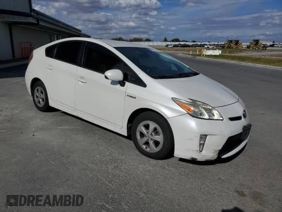 2014 Toyota Prius Two с VIN JTDKN3DUXE1811024, выставлен на аукционе Copart как лот 80789395 с пробегом 310 265 миль миль и Списание • Salvage title. История ставок и продаж доступна на DreamBid. Изображение 4.