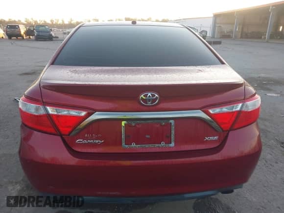 2015 Toyota Camry XSE с VIN 4T1BK1FK4FU563339, выставлен на аукционе IAAI как лот 43418179 с пробегом 177 253 миль миль и . История ставок и продаж доступна на DreamBid. Изображение 17.