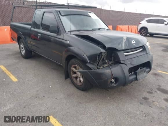 2003 Nissan Frontier XE z VIN 1N6DD26T93C444044, wystawiony jako IAAI lot #42033695 z przebiegiem 249 996 mil mil oraz . Historia ofert i sprzedaży dostępna na DreamBid. Obrazek 1.