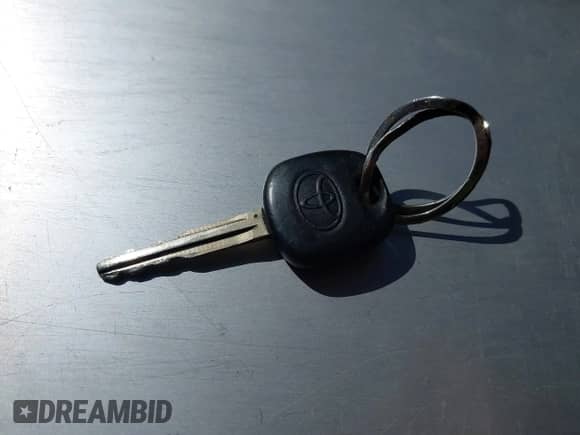 2004 Toyota Sienna XLE z VIN 5TDZA22CX4S094673, wystawiony jako IAAI lot #43387108 z przebiegiem 134 276 mil mil oraz . Historia ofert i sprzedaży dostępna na DreamBid. Obrazek 11.