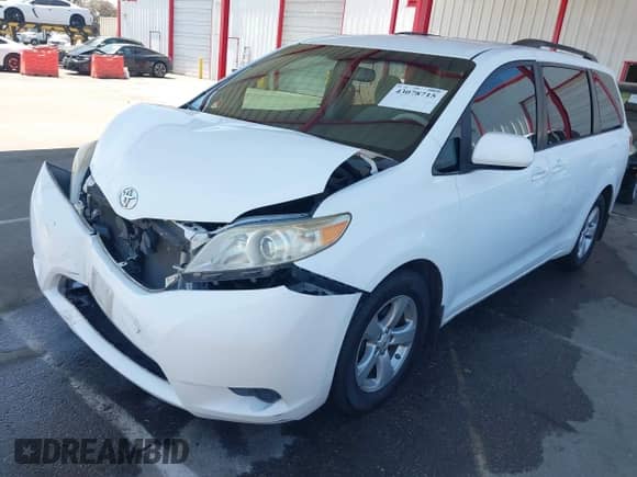 2011 Toyota Sienna LE AAS with VIN 5TDKK3DC4BS125933, listed as a IAAI auction lot 43078715 with 144,923 mi miles and . Bid and sale history available at DreamBid. Image 17.