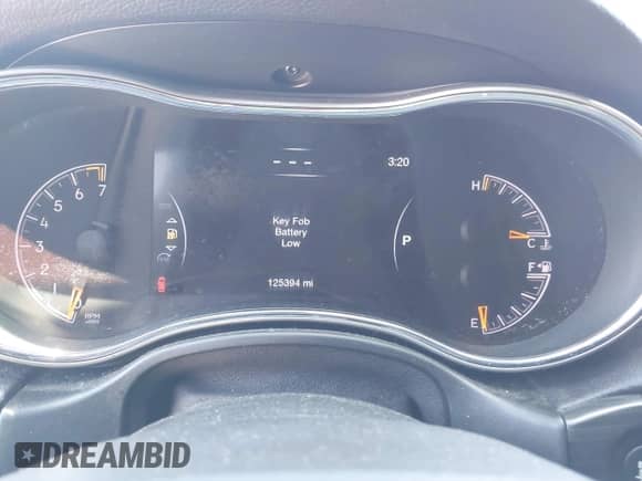 2019 Jeep Grand Cherokee Limited with VIN 1C4RJEBG6KC751567, listed as a IAAI auction lot 42676540 with 125,394 mi miles and . Bid and sale history available at DreamBid. Image 7.