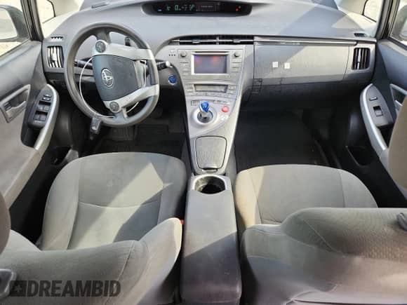 2015 Toyota Prius Four z VIN JTDKN3DU4F0455614, wystawiony jako Copart lot #89448245 z przebiegiem 384 854 mil mil oraz Czysty tytuł • Clean title. Historia ofert i sprzedaży dostępna na DreamBid. Obrazek 8.