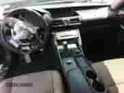 2019 Lexus IS 300 z VIN JTHC81D2XK5034846, wystawiony jako Copart lot #67345435 z przebiegiem 36 875 mil mil oraz Szkoda całkowita • Salvage title. Historia ofert i sprzedaży dostępna na DreamBid. Obrazek 8.