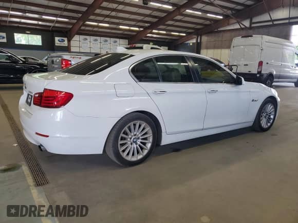 2013 BMW 5 Series 535i xDrive with VIN WBAFU7C56DDU66719, listed as a Copart auction lot 66296165 with 89,249 mi miles and Clean title. Bid and sale history available at DreamBid. Image 3.