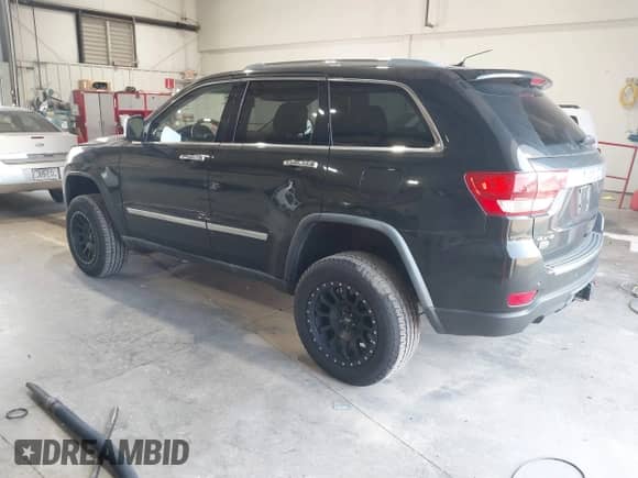 2011 Jeep Grand Cherokee Overland с VIN 1J4RR6GT3BC701224, выставлен на аукционе IAAI как лот 42948143 с пробегом 199 408 миль миль и . История ставок и продаж доступна на DreamBid. Изображение 3.