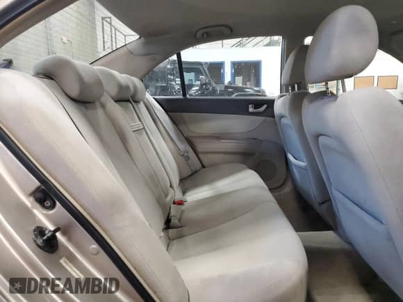 2008 Hyundai Sonata GLS z VIN 5NPET46C98H353406, wystawiony jako Copart lot #81697305 z przebiegiem 244 210 mil mil oraz Szkoda całkowita • Salvage title. Historia ofert i sprzedaży dostępna na DreamBid. Obrazek 10.