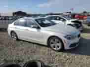 2016 BMW 3 Series 328i xDrive z VIN WBA8E3G52GNT77754, wystawiony jako Copart lot #89863865 z przebiegiem 81 336 mil mil oraz Szkoda całkowita • Salvage title. Historia ofert i sprzedaży dostępna na DreamBid. Obrazek 4.