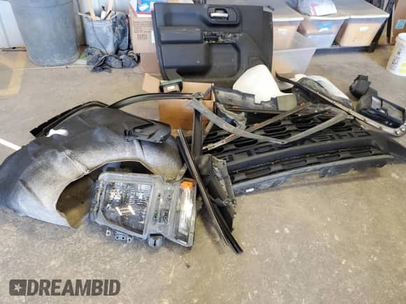 2022 Chevrolet Silverado 2500HD Work Truck с VIN 1GC5YLE74NF285604, выставлен на аукционе Copart как лот 71044084 с пробегом 58 480 миль миль и Чистый • Clean title. История ставок и продаж доступна на DreamBid. Изображение 12.