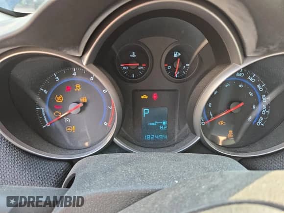 2011 Chevrolet Cruze 1LT z VIN 1G1PF5S96B7272898, wystawiony jako Copart lot #61713595 z przebiegiem 182 494 mil mil oraz Szkoda całkowita • Salvage title. Historia ofert i sprzedaży dostępna na DreamBid. Obrazek 9.