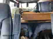 1994 Ford Econoline Cargo с VIN 1FDEE14N5RHA67982, выставлен на аукционе Copart как лот 61125245 с пробегом Не указан миль и Чистый • Clean title. История ставок и продаж доступна на DreamBid. Изображение 10.