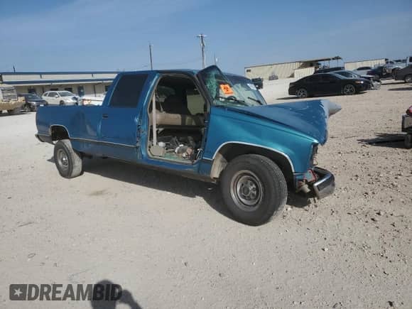 1998 Chevrolet Silverado 3500 с VIN 1GCGC33R3WF028141, выставлен на аукционе Copart как лот 48047885 с пробегом 354 429 миль миль и На запчасти • Non repairable. История ставок и продаж доступна на DreamBid. Изображение 4.