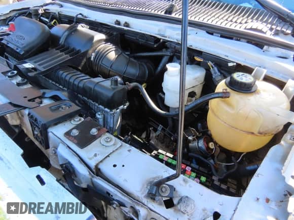 2009 Ford Econoline Cargo with VIN 1FDSE34L29DA17433, listed as a Copart auction lot 50224975 with 53,860 mi miles and Salvage title. Bid and sale history available at DreamBid. Image 7.