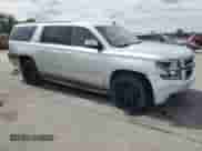 2015 Chevrolet Suburban LT с VIN 1GNSCJKCXFR296525, выставлен на аукционе Copart как лот 81683025 с пробегом 187 653 миль миль и Списание • Salvage title. История ставок и продаж доступна на DreamBid. Изображение 4.