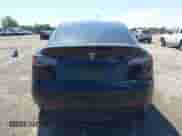 2023 Tesla Model Y Long Range z VIN 7SAYGDEE0PA201841, wystawiony jako IAAI lot #43158634 z przebiegiem 10 356 mil mil oraz . Historia ofert i sprzedaży dostępna na DreamBid. Obrazek 16.