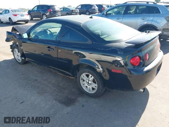 2005 Chevrolet Cobalt LS with VIN 1G1AL12F057622561, listed as a IAAI auction lot 42635729 with 232,572 mi miles and . Bid and sale history available at DreamBid. Image 3.