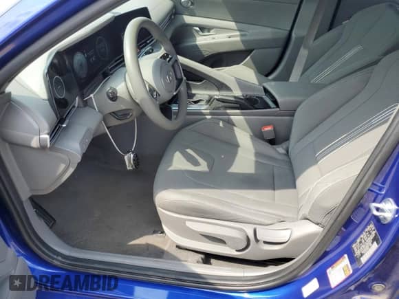 2024 Hyundai Elantra SEL with VIN KMHLM4DG8RU638577, listed as a Copart auction lot 71708675 with 38,190 mi miles and Salvage title. Bid and sale history available at DreamBid. Image 7.