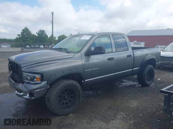 2005 Dodge 1500 SLT with VIN 1D7HU18N45S302633, listed as a IAAI auction lot 42430792 with 301,646 mi miles and . Bid and sale history available at DreamBid. Image 14.