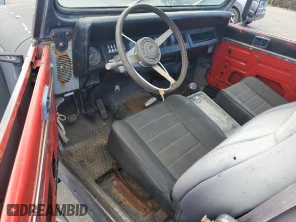 1990 Jeep Wrangler с VIN 2J4FY29T5LJ537896, выставлен на аукционе Copart как лот 57021295 с пробегом 143 753 миль миль и Чистый • Clean title. История ставок и продаж доступна на DreamBid. Изображение 8.