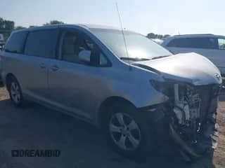 2012 Toyota Sienna с VIN 5TDKA3DC0CS015689, выставлен на аукционе IAAI как лот 43006360 с пробегом 185 607 миль миль и . История ставок и продаж доступна на DreamBid. Изображение 1.