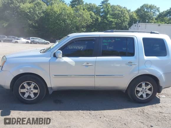 2009 Honda Pilot Touring с VIN 5FNYF48929B043779, выставлен на аукционе IAAI как лот 43044349 с пробегом 197 551 миль миль и . История ставок и продаж доступна на DreamBid. Изображение 14.