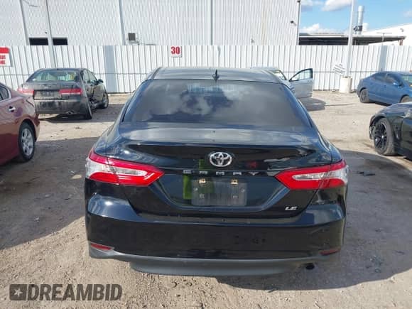 2019 Toyota Camry SE z VIN 4T1B11HK4KU167017, wystawiony jako IAAI lot #43389705 z przebiegiem 106 141 mil mil oraz . Historia ofert i sprzedaży dostępna na DreamBid. Obrazek 16.