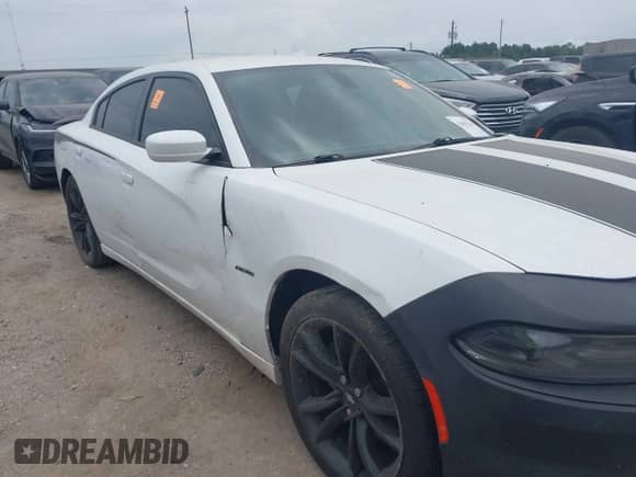 2016 Dodge Charger SXT с VIN 2C3CDXHGXGH323669, выставлен на аукционе IAAI как лот 42883134 с пробегом Не указан миль и . История ставок и продаж доступна на DreamBid. Изображение 6.