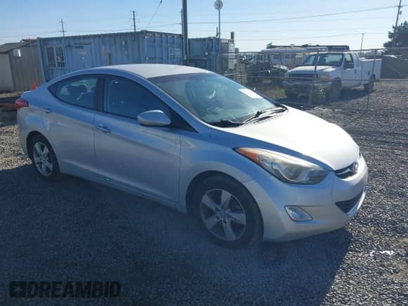 2013 Hyundai Elantra GLS с VIN KMHDH4AE3DU991054, выставлен на аукционе IAAI как лот 43316984 с пробегом 188 454 миль миль и . История ставок и продаж доступна на DreamBid. Изображение 1.