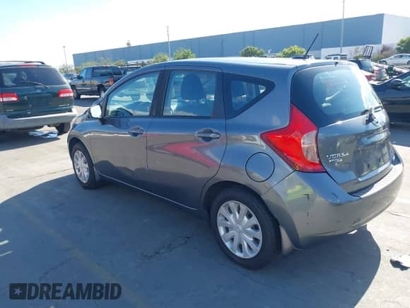 2016 Nissan Note S Plus z VIN 3N1CE2CPXGL399552, wystawiony jako IAAI lot #43382631 z przebiegiem 177 922 mil mil oraz . Historia ofert i sprzedaży dostępna na DreamBid. Obrazek 3.