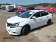 2017 Nissan Sentra SV z VIN 3N1AB7APXHL639216, wystawiony jako IAAI lot #43200409 z przebiegiem 165 186 mil mil oraz . Historia ofert i sprzedaży dostępna na DreamBid. Obrazek 17.