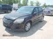 2009 Volkswagen Tiguan с VIN WVGCV75N09W511788, выставлен на аукционе IAAI как лот 42940227 с пробегом 241 331 миль миль и . История ставок и продаж доступна на DreamBid. Изображение 17.