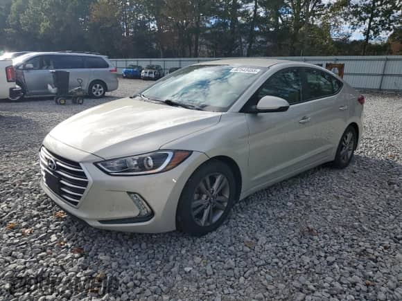 2017 Hyundai Elantra SE с VIN 5NPD84LF4HH015035, выставлен на аукционе Copart как лот 82543455 с пробегом 85 756 миль миль и Чистый • Clean title. История ставок и продаж доступна на DreamBid. Изображение 1.