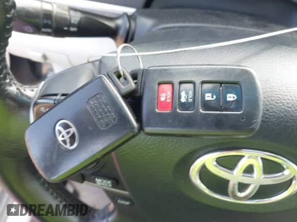 2013 Toyota Camry XLE with VIN 4T1BD1FK3DU071506, listed as a IAAI auction lot 43152057 with 223,706 mi miles and . Bid and sale history available at DreamBid. Image 11.