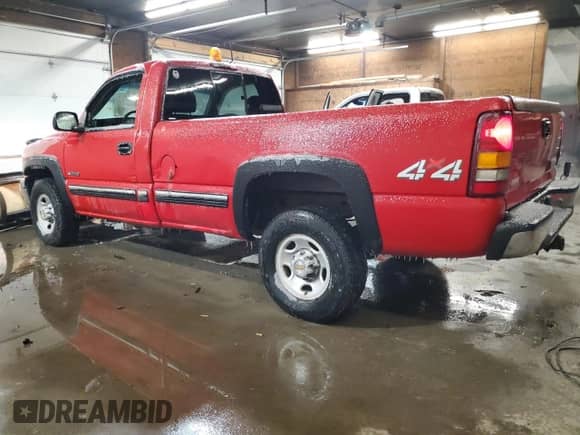 2000 Chevrolet Silverado 2500 z VIN 1GCGK24UXYE270241, wystawiony jako Copart lot #44511845 z przebiegiem 120 905 mil mil oraz Czysty tytuł • Clean title. Historia ofert i sprzedaży dostępna na DreamBid. Obrazek 2.