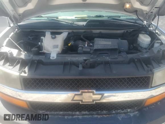 2014 Chevrolet Express Passenger LT с VIN 1GAZG1FGXE1178392, выставлен на аукционе Copart как лот 66180625 с пробегом 58 043 миль миль и Списание • Salvage title. История ставок и продаж доступна на DreamBid. Изображение 12.