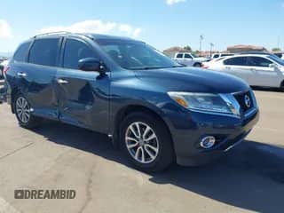 2015 Nissan Pathfinder S z VIN 5N1AR2MN0FC626565, wystawiony jako IAAI lot #43438735 z przebiegiem 140 567 mil mil oraz . Historia ofert i sprzedaży dostępna na DreamBid. Obrazek 1.