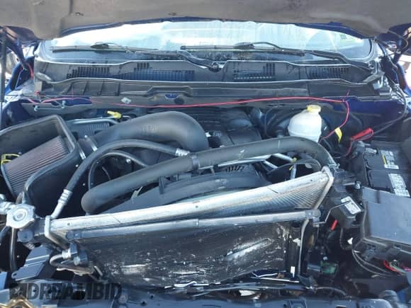 2014 Ram 1500 Express z VIN 3C6JR7AT0EG221829, wystawiony jako IAAI lot #41422092 z przebiegiem 100 000 mil mil oraz . Historia ofert i sprzedaży dostępna na DreamBid. Obrazek 10.